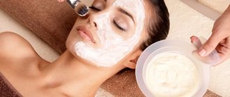 Питательная маска обогащает кожу полезными веществами